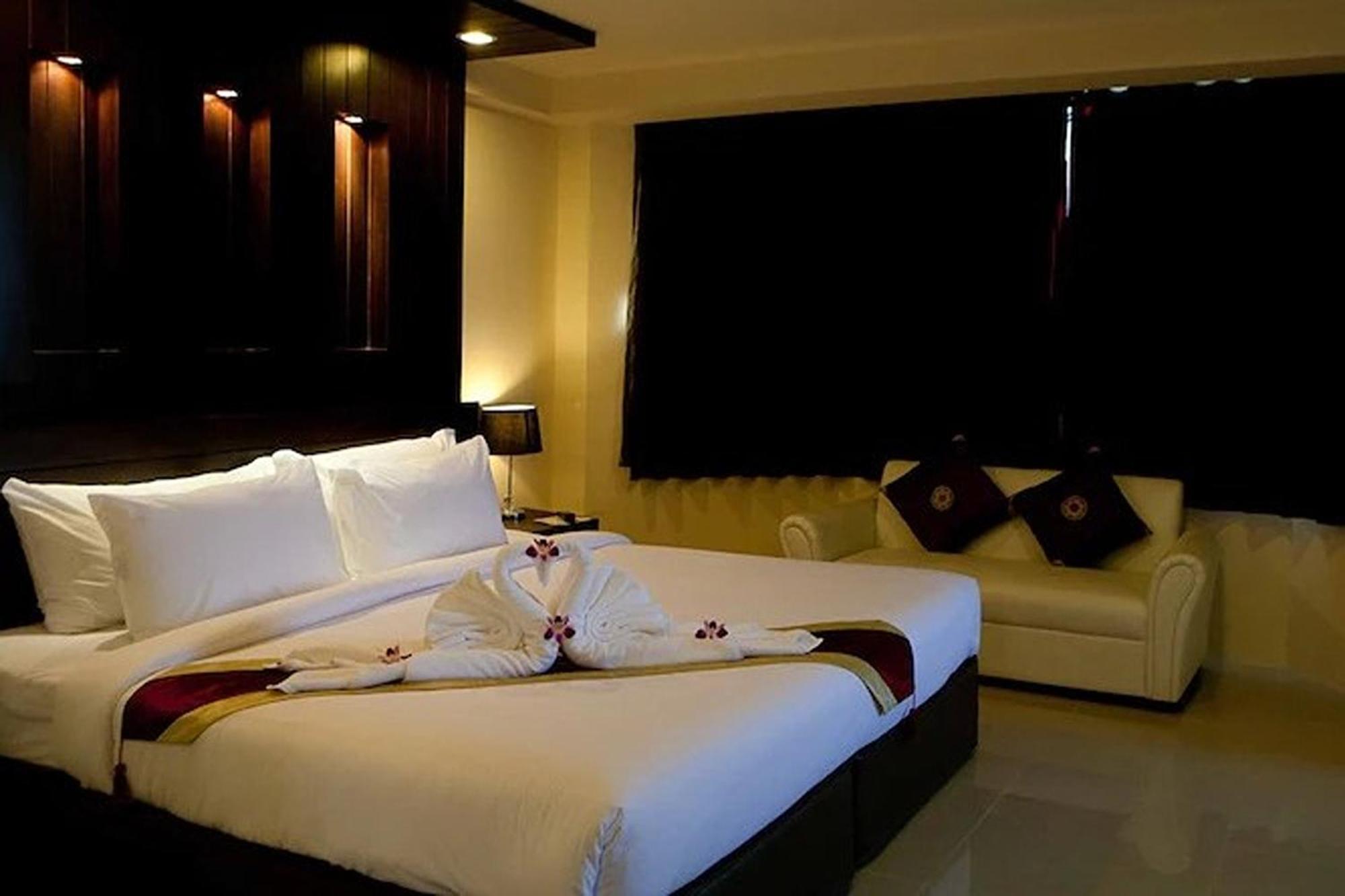 Suncity Hotel Pattaya Exteriör bild