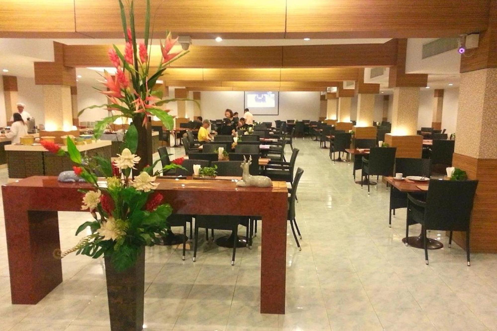 Suncity Hotel Pattaya Exteriör bild